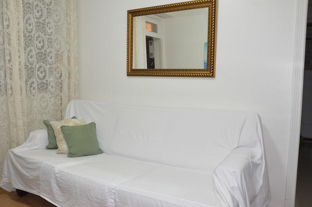 Apartamento Copacabana 876 *